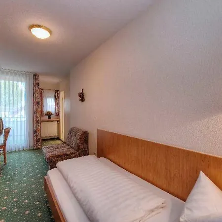 Hotel Hotel-gasthaus Krone 3*